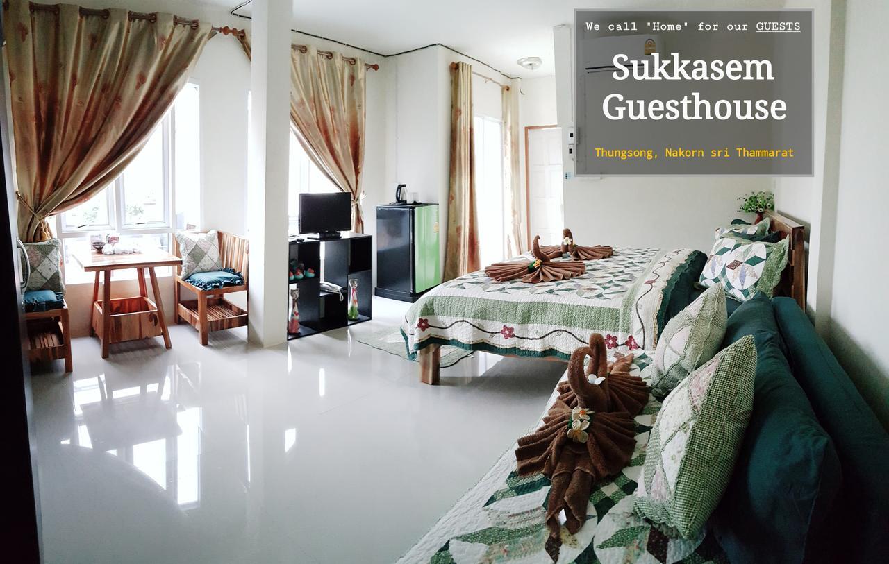 Sukkasem Guesthouse Thungsong Thung Song Dış mekan fotoğraf