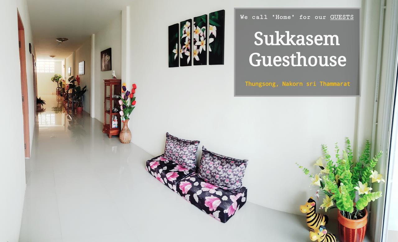 Sukkasem Guesthouse Thungsong Thung Song Dış mekan fotoğraf